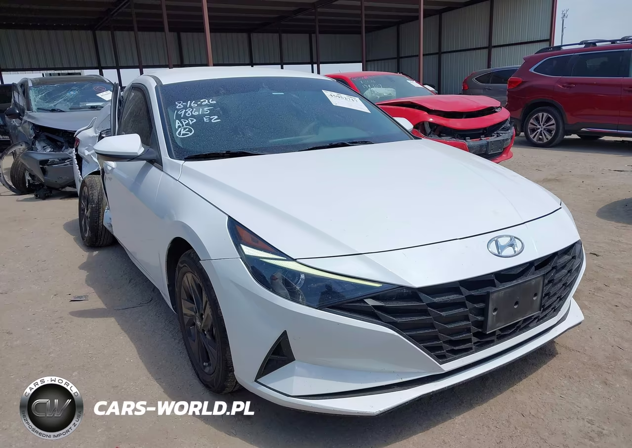 2022 Hyundai Elantra Sel