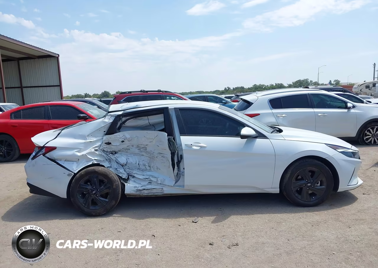 2022 Hyundai Elantra Sel VIN:5NPLM4AG0NH059709 - 12