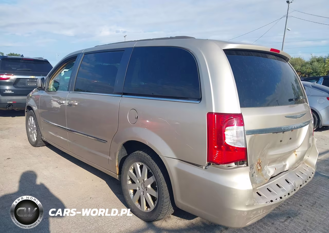 2014 Chrysler Town & Country Touring VIN:2C4RC1BG1ER294830 - 3