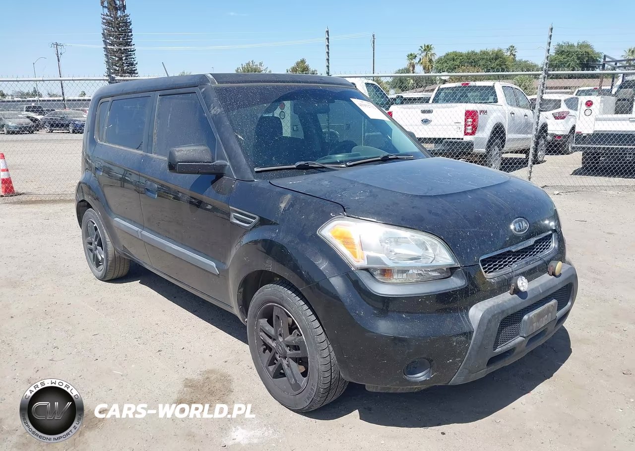 2010 Kia Soul +