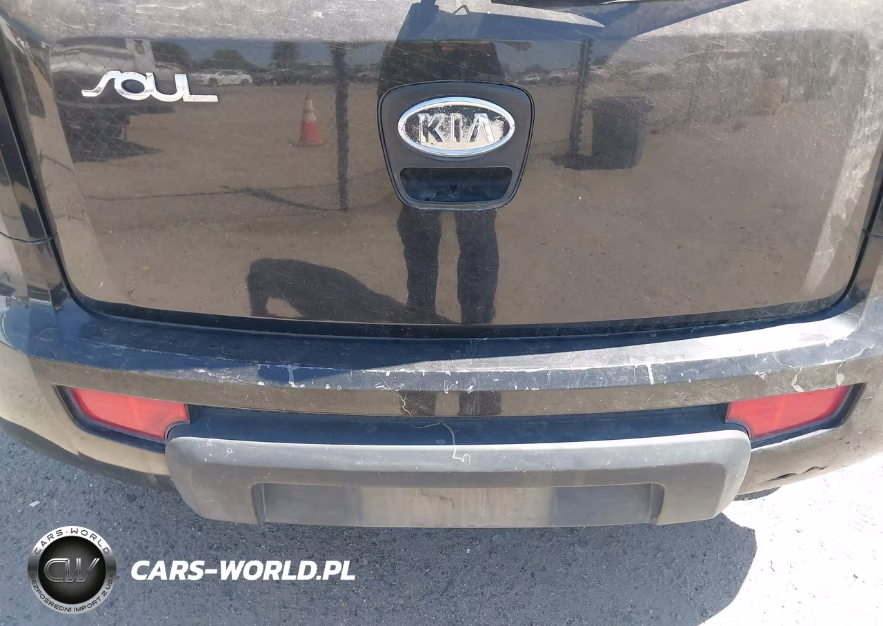 2010 Kia Soul + VIN:KNDJT2A21A7151204 - 12