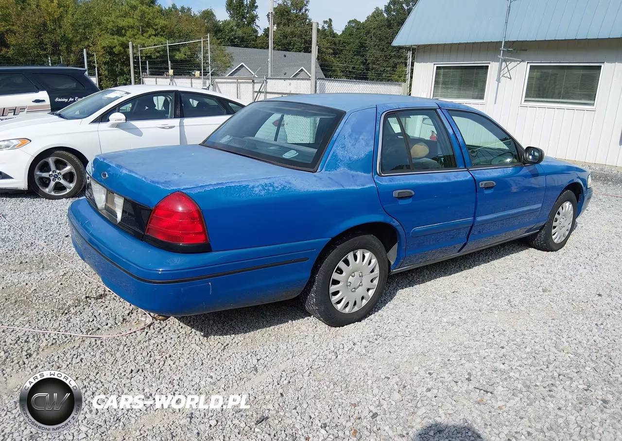2000 Ford Crown Victoria Police Interceptor VIN:2FAFP71W0YX113161 - 4
