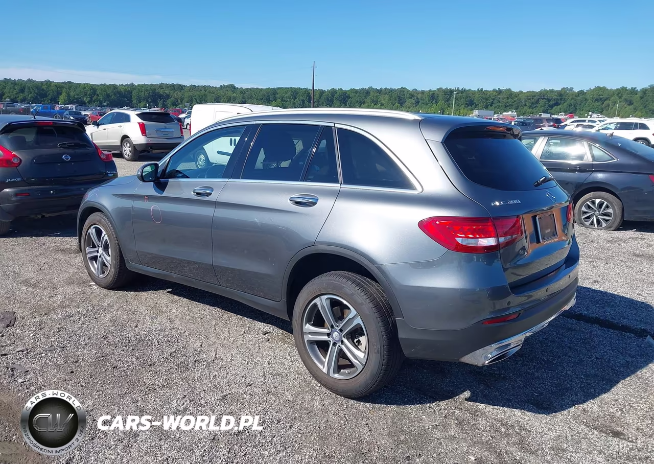 2017 Mercedes-Benz Glc 300 4Matic VIN:WDC0G4KB5HF198661 - 3