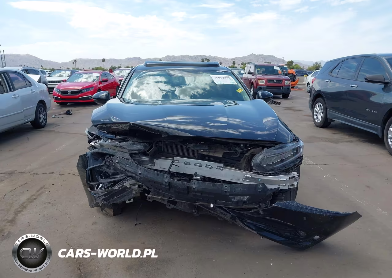 2022 Honda Accord Hybrid Touring VIN:1HGCV3F90NA017972 - 12