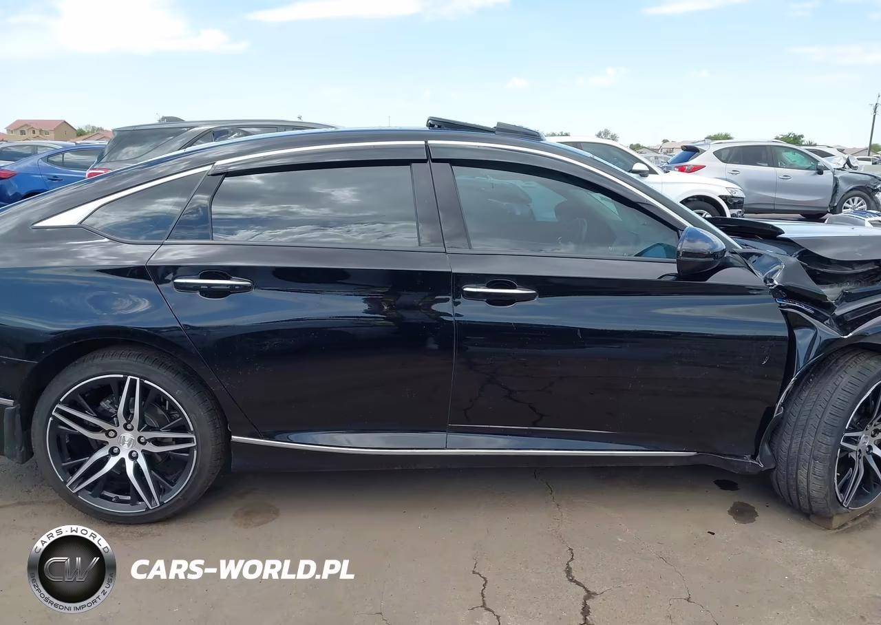2022 Honda Accord Hybrid Touring VIN:1HGCV3F90NA017972 - 13