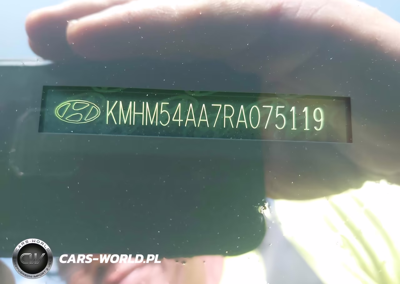 2024 Hyundai Ioniq 6 Limited VIN:KMHM54AA7RA075119 - 9
