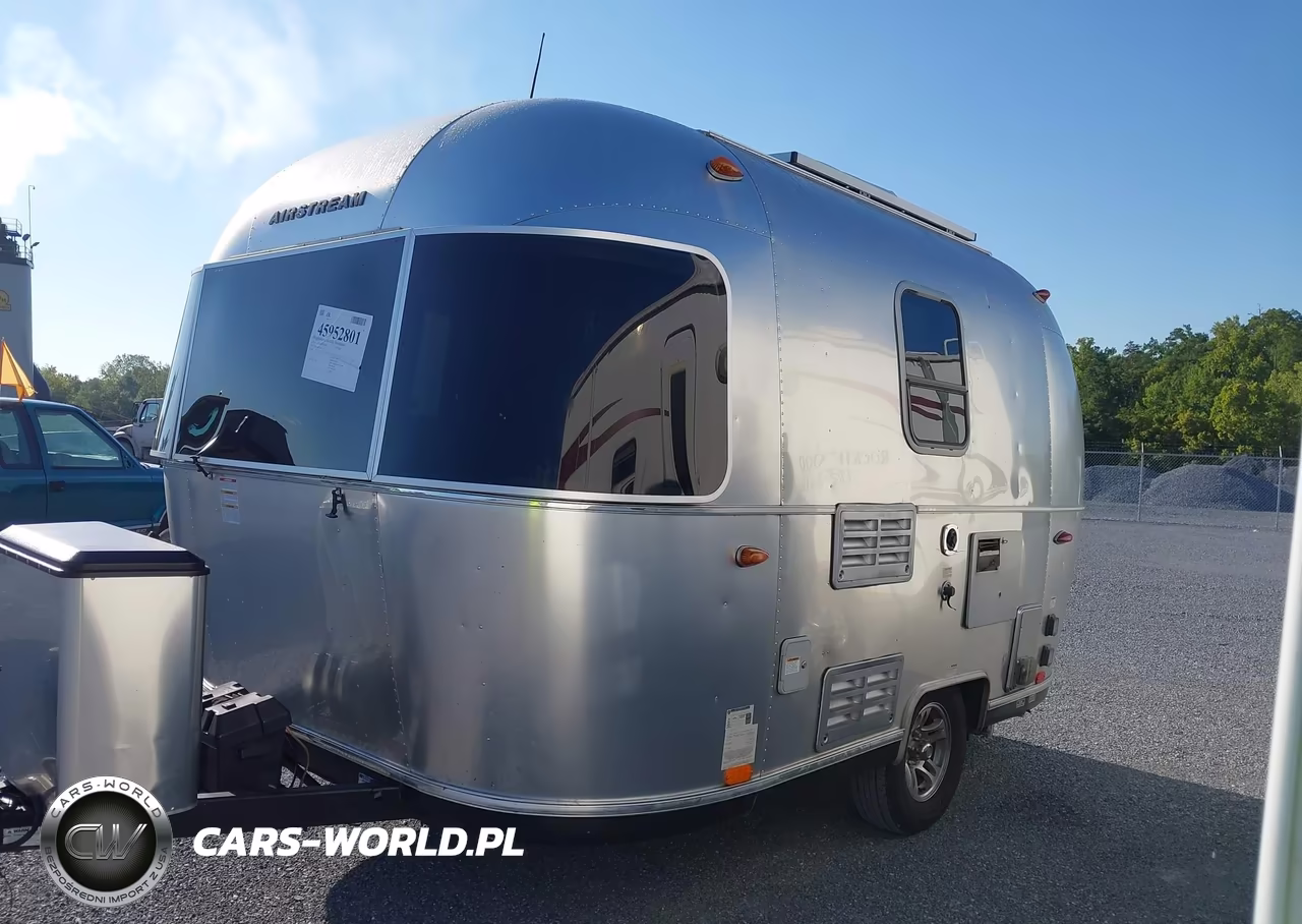 2019 Airstream Other VIN:1STHRAC18KJ545395 - 2