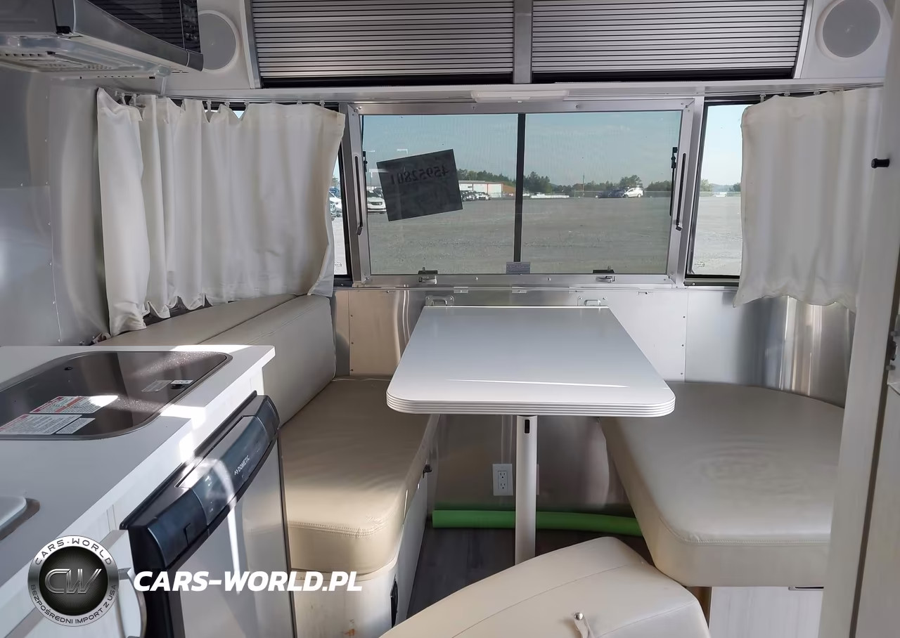 2019 Airstream Other VIN:1STHRAC18KJ545395 - 5