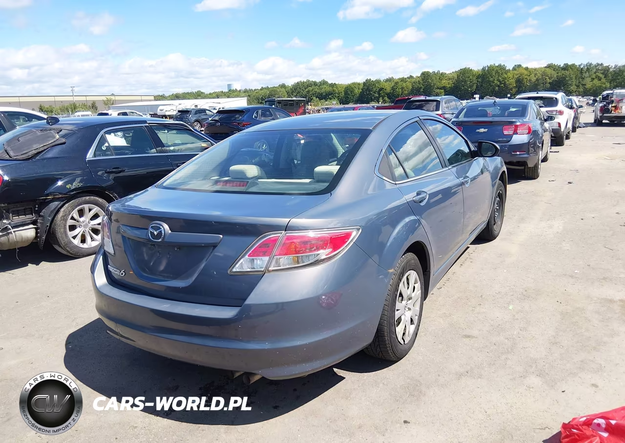 2010 Mazda Mazda6 I Sport VIN:1YVHZ8BH5A5M46640 - 4
