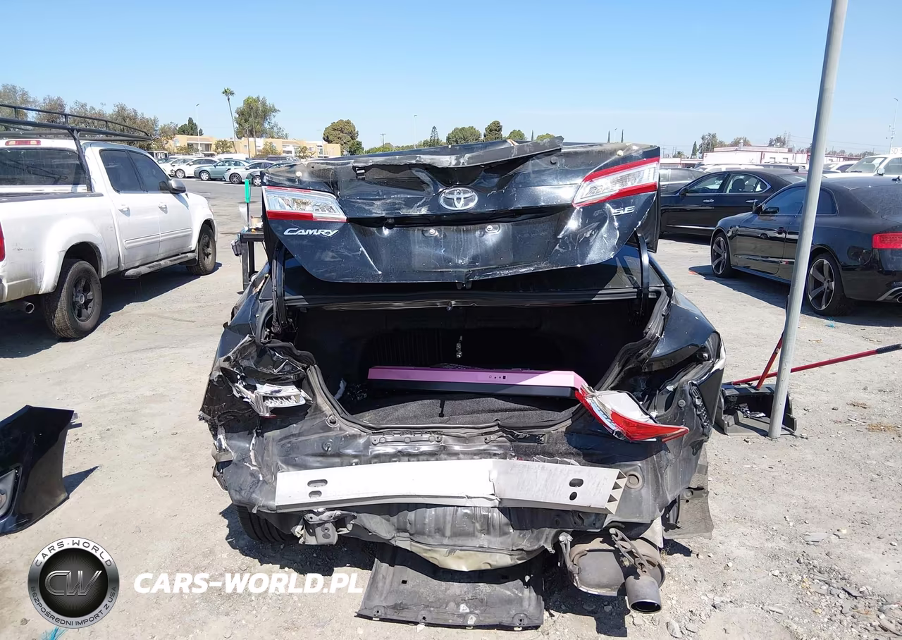 2014 Toyota Camry Se VIN:4T1BF1FK6EU461415 - 17