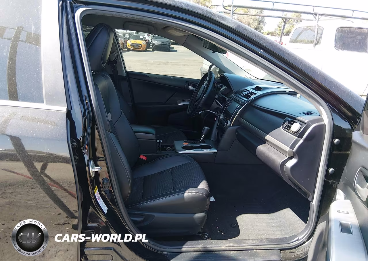 2014 Toyota Camry Se VIN:4T1BF1FK6EU461415 - 5