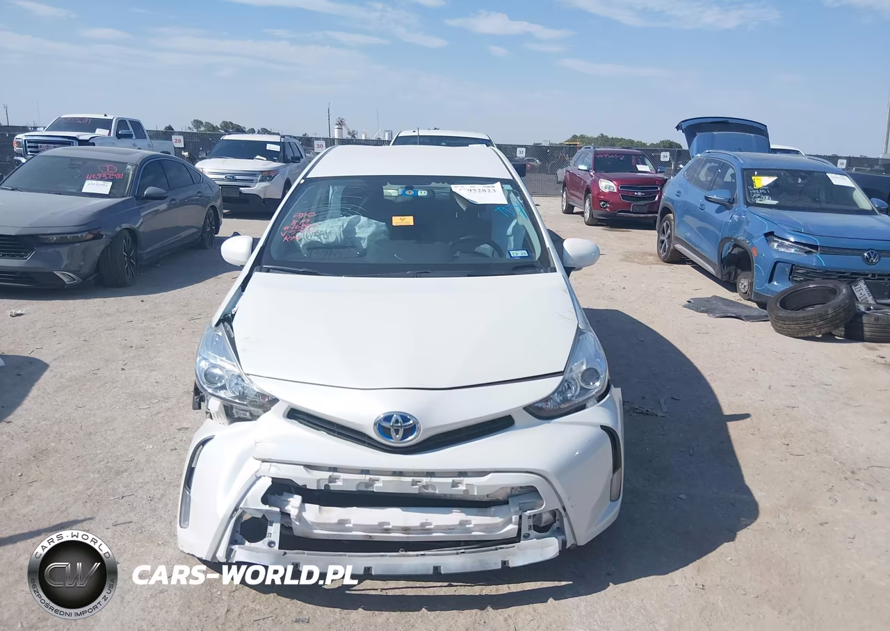 2017 Toyota Prius V Three VIN:JTDZN3EU8HJ057445 - 11
