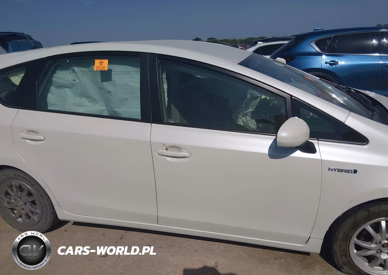2017 Toyota Prius V Three VIN:JTDZN3EU8HJ057445 - 12