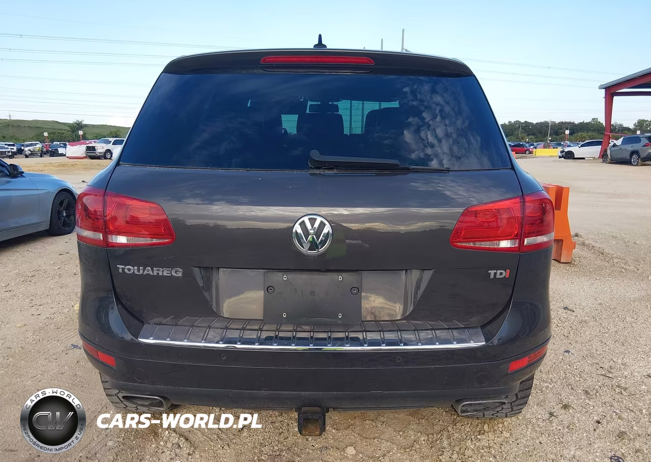 2013 Volkswagen Touareg Tdi Executive VIN:WVGEP9BP4DD000528 - 16