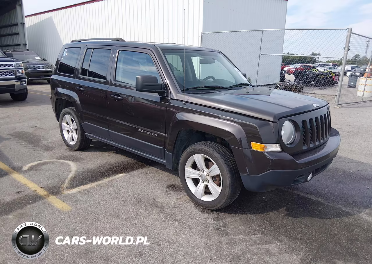 2014 Jeep Patriot Latitude VIN:1C4NJRFB5ED846334 - 1