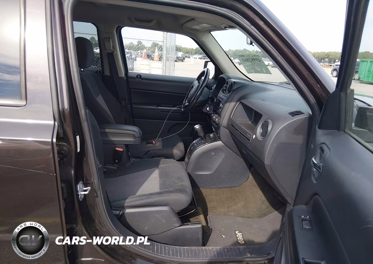 2014 Jeep Patriot Latitude VIN:1C4NJRFB5ED846334 - 5