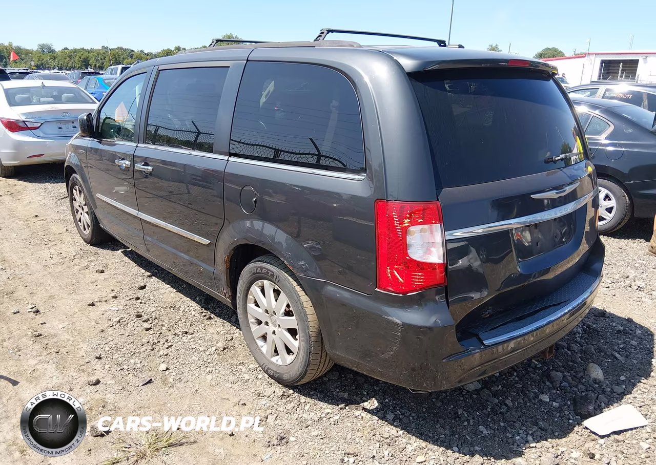 2011 Chrysler Town & Country Touring-L VIN:2A4RR8DG3BR617172 - 3