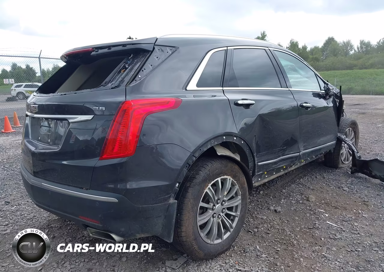 2018 Cadillac Xt5 Luxury VIN:1GYKNDRS7JZ163791 - 4