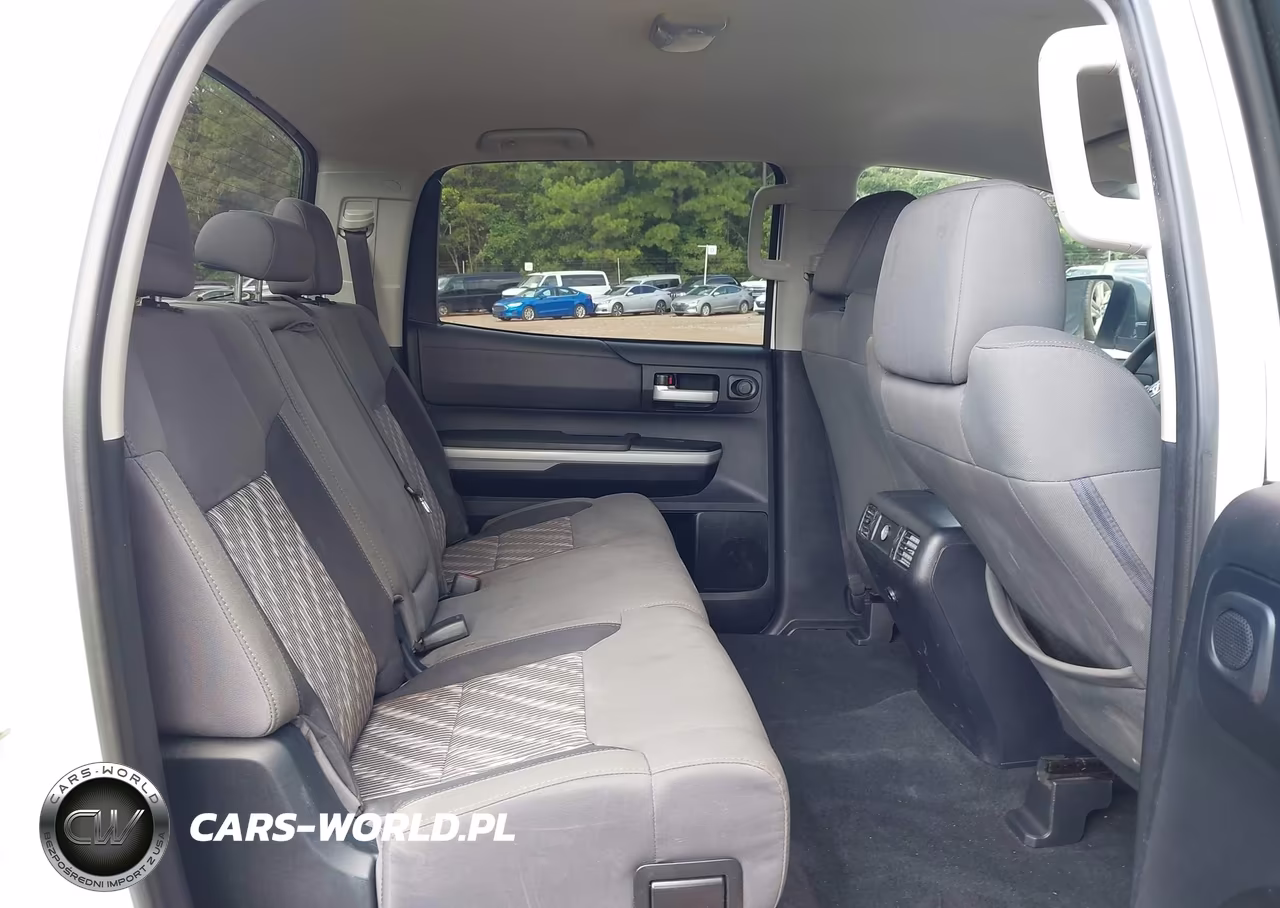 2018 Toyota Tundra Sr5 5.7L V8 VIN:5TFEY5F15JX235594 - 8