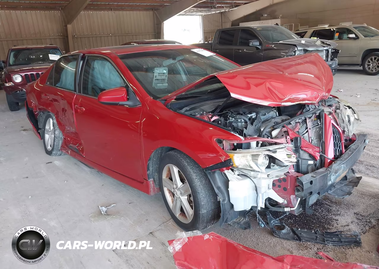 2012 Toyota Camry Se – zdjęcie 1 z 10