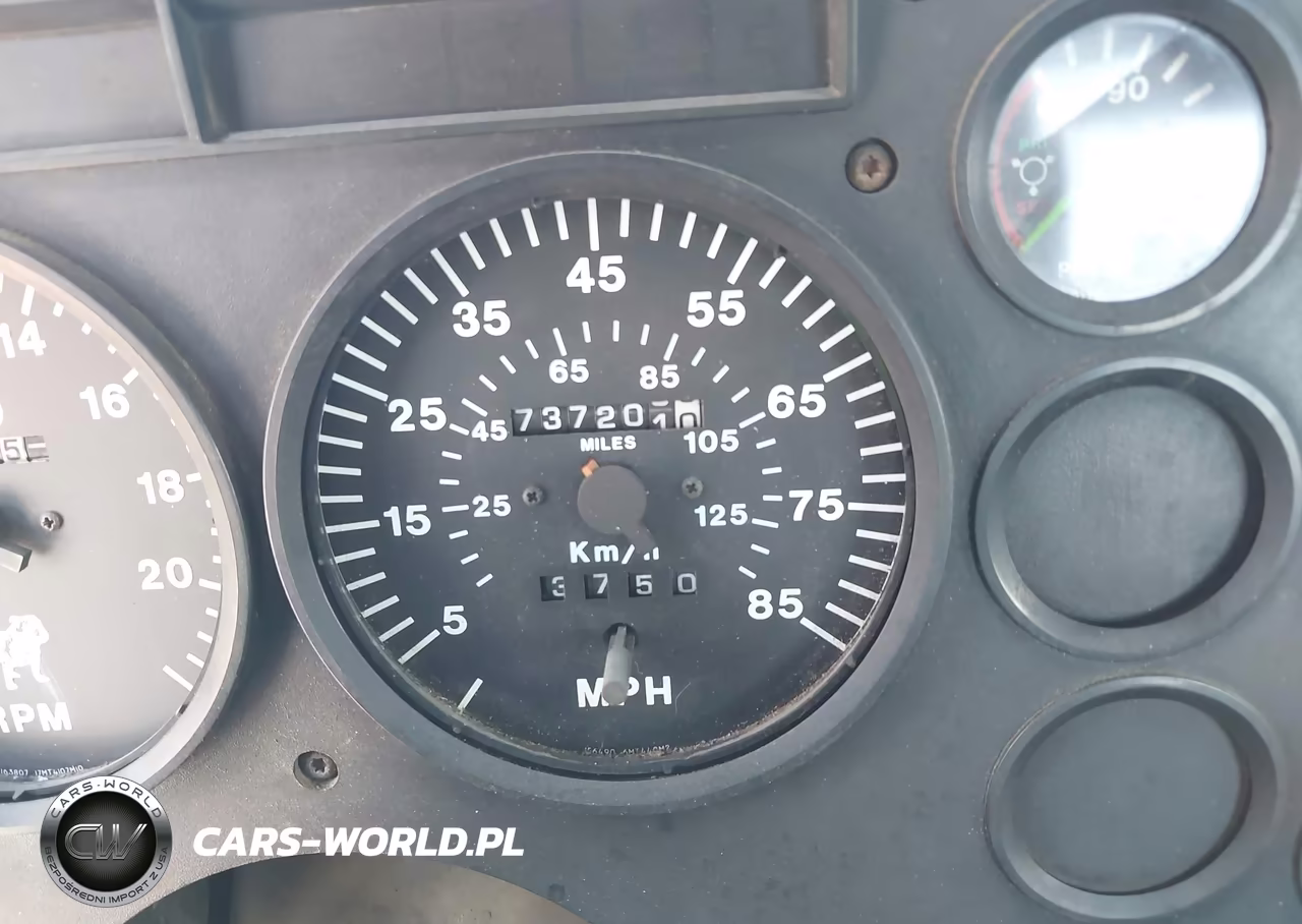 2000 Mack Ch613 Semi Truck VIN:1M1AA13Y6YW130723 - 5