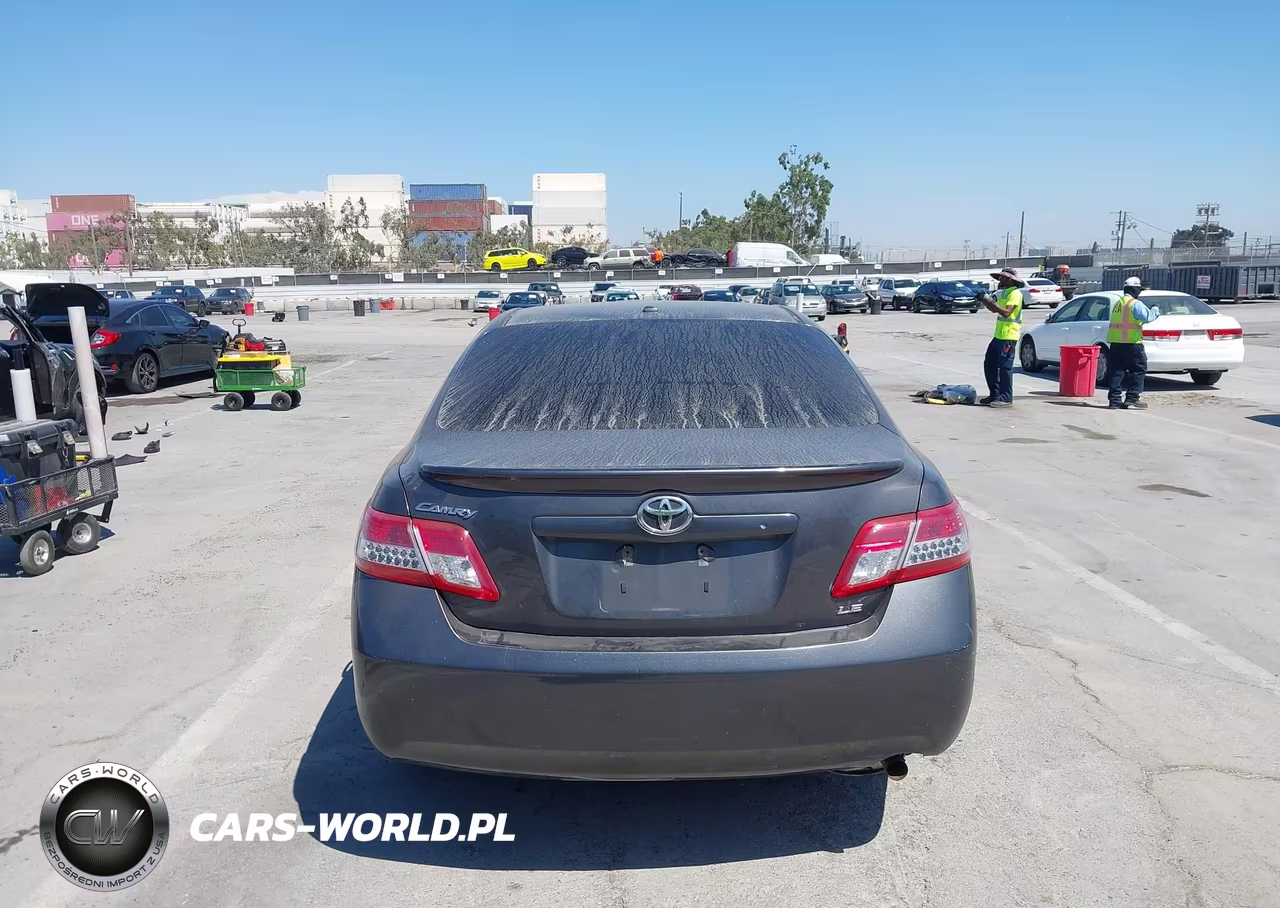2011 Toyota Camry Le VIN:4T1BF3EK5BU776439 - 17