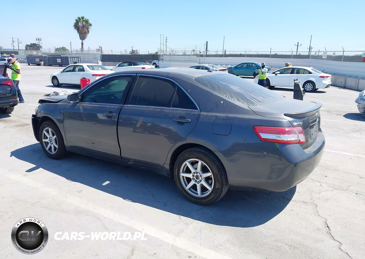 2011 Toyota Camry Le VIN:4T1BF3EK5BU776439 - 3