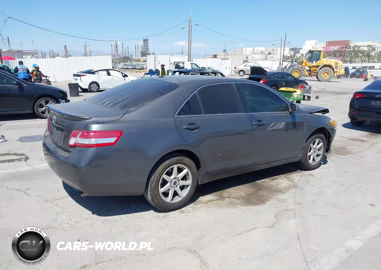 2011 Toyota Camry Le VIN:4T1BF3EK5BU776439 - 4