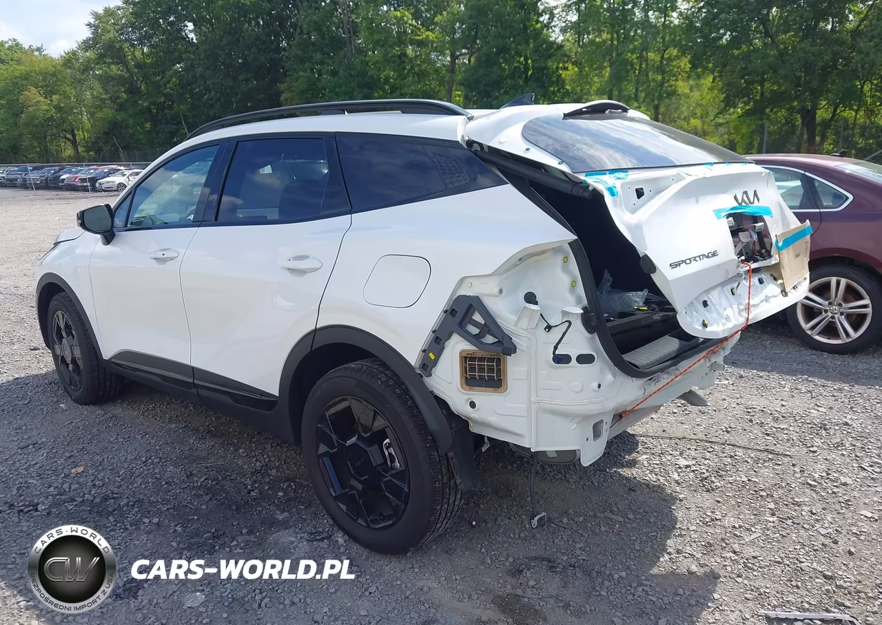 2026 Kia Sportage Plug-In Hybrid X-Line VIN:KNDPYDDH9T7324008 - 3