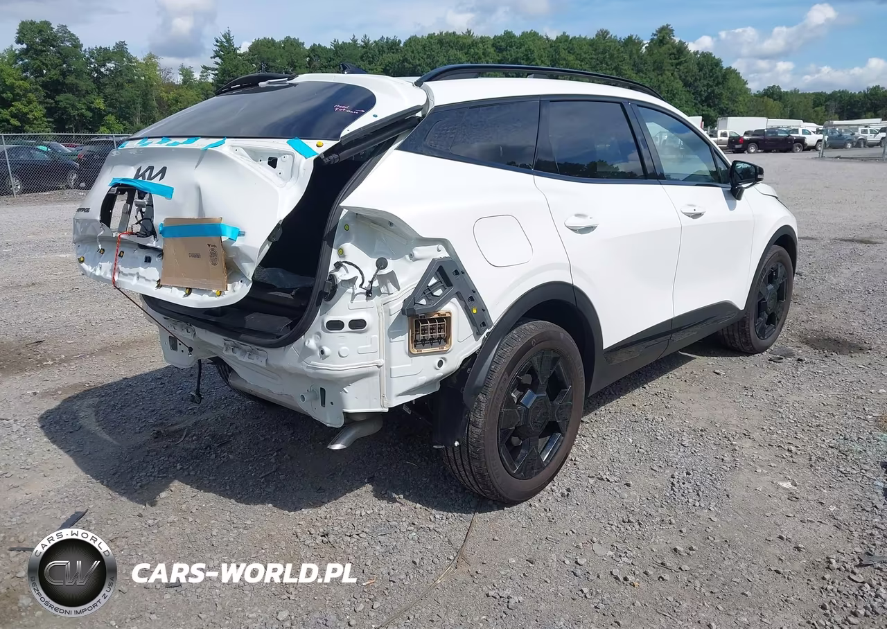 2026 Kia Sportage Plug-In Hybrid X-Line VIN:KNDPYDDH9T7324008 - 4