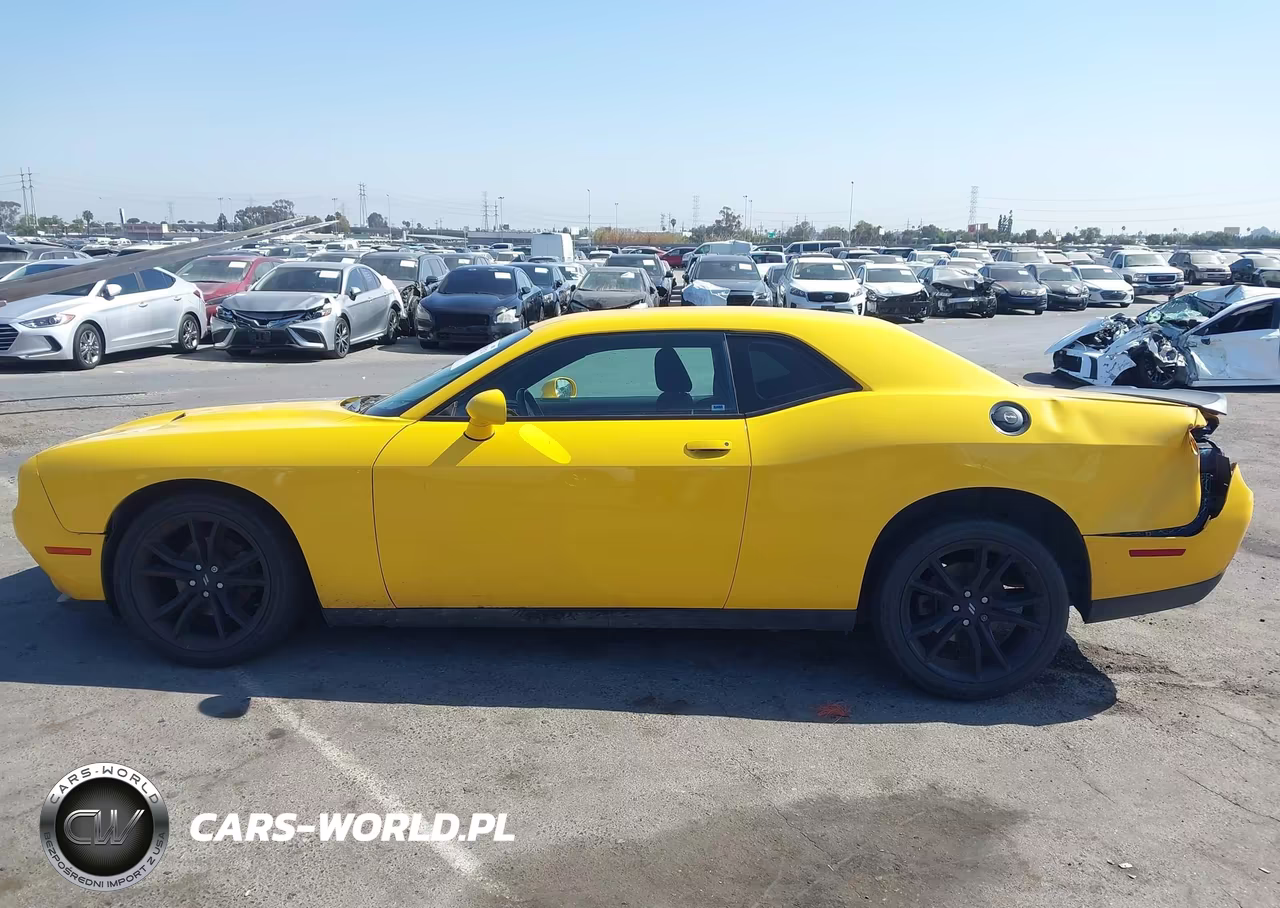 2017 Dodge Challenger Sxt VIN:2C3CDZAG0HH592724 - 15