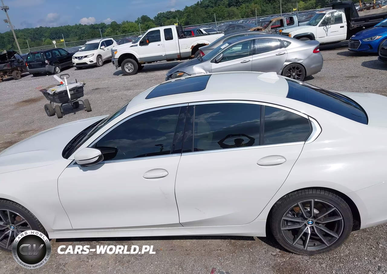 2020 BMW 330I xDrive VIN:3MW5R7J09L8B10359 - 14