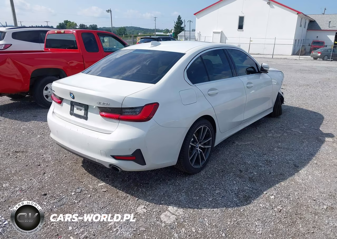 2020 BMW 330I xDrive VIN:3MW5R7J09L8B10359 - 4