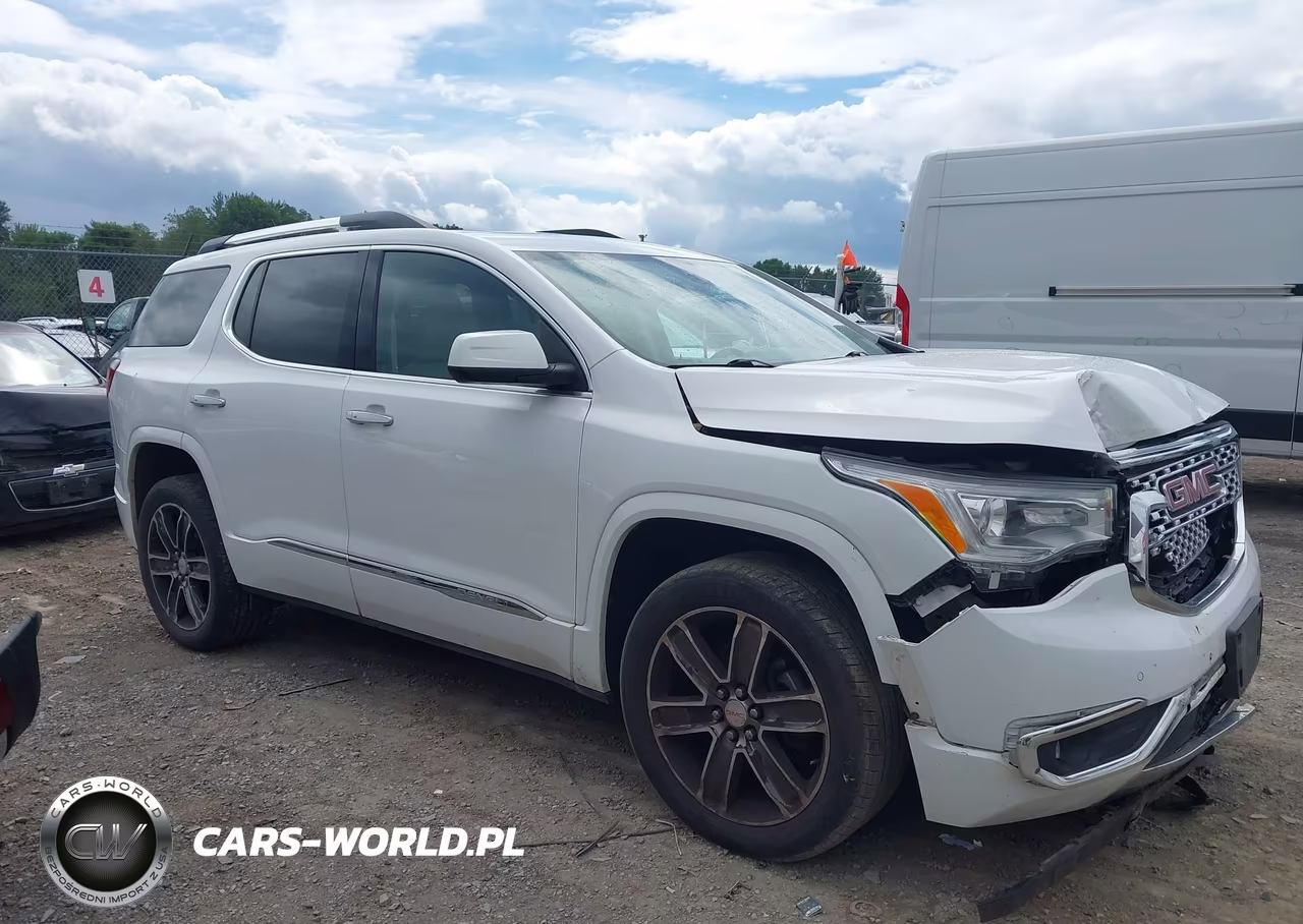 2019 GMC Acadia Denali – zdjęcie 1 z 17