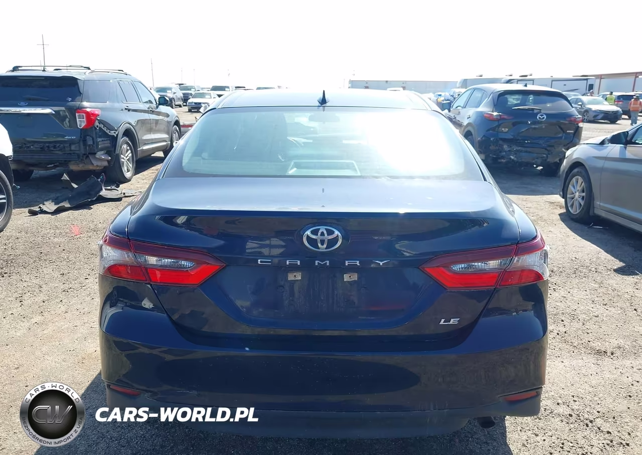 2021 Toyota Camry Le VIN:4T1C11AK1MU596732 - 16
