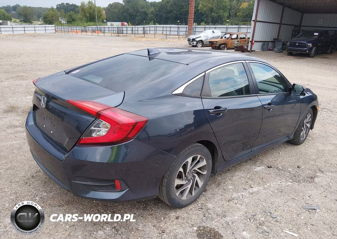 2017 Honda Civic Ex VIN:19XFC2F71HE002666 - 4