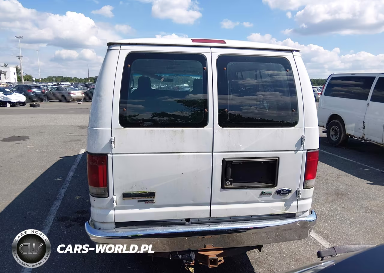 2013 Ford E-350 Super Duty Xlt VIN:1FBSS3BL6DDA90897 - 16