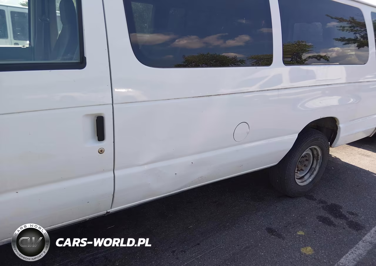 2013 Ford E-350 Super Duty Xlt VIN:1FBSS3BL6DDA90897 - 6