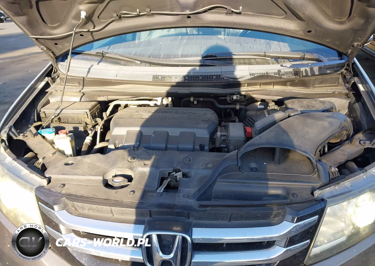 2015 Honda Odyssey Touring-Touring Elite VIN:5FNRL5H99FB066443 - 10
