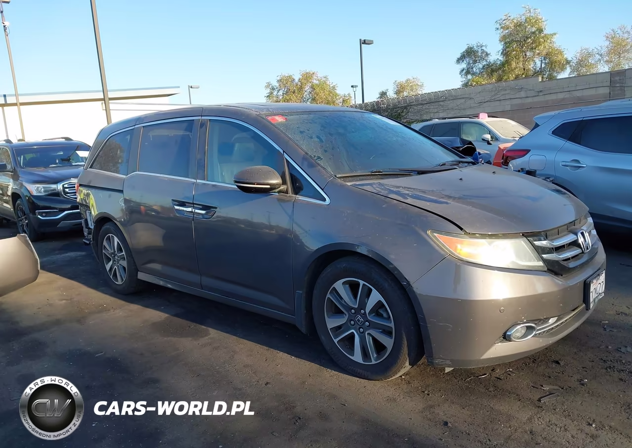 2015 Honda Odyssey Touring-Touring Elite VIN:5FNRL5H99FB066443 - 14