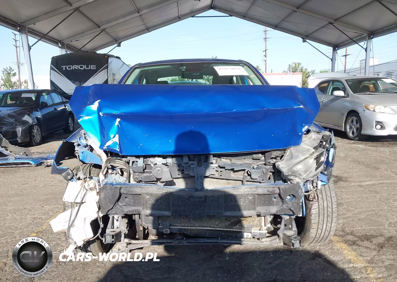 2019 Toyota Yaris Le VIN:3MYDLBYV6KY524980 - 13