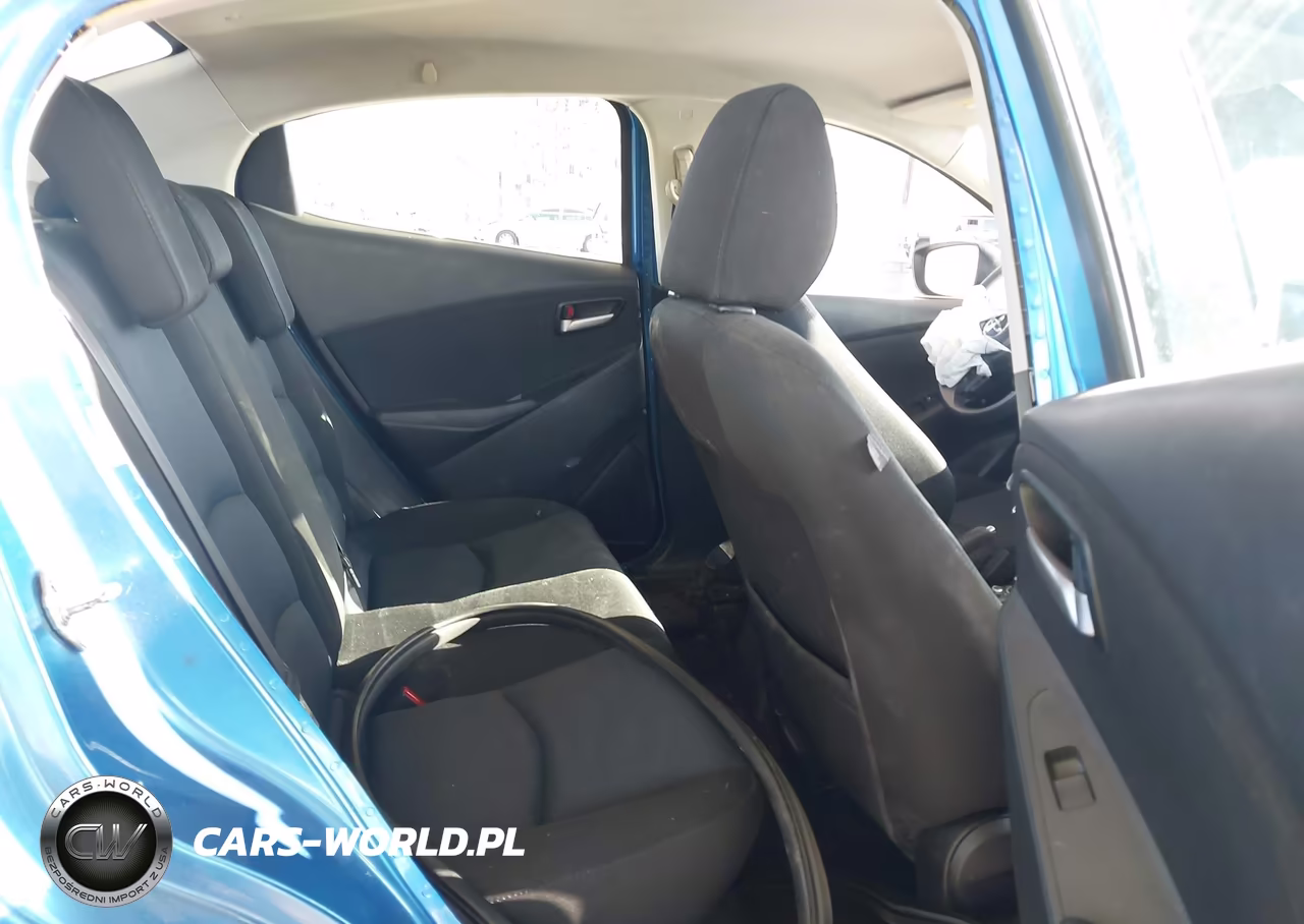 2019 Toyota Yaris Le VIN:3MYDLBYV6KY524980 - 8