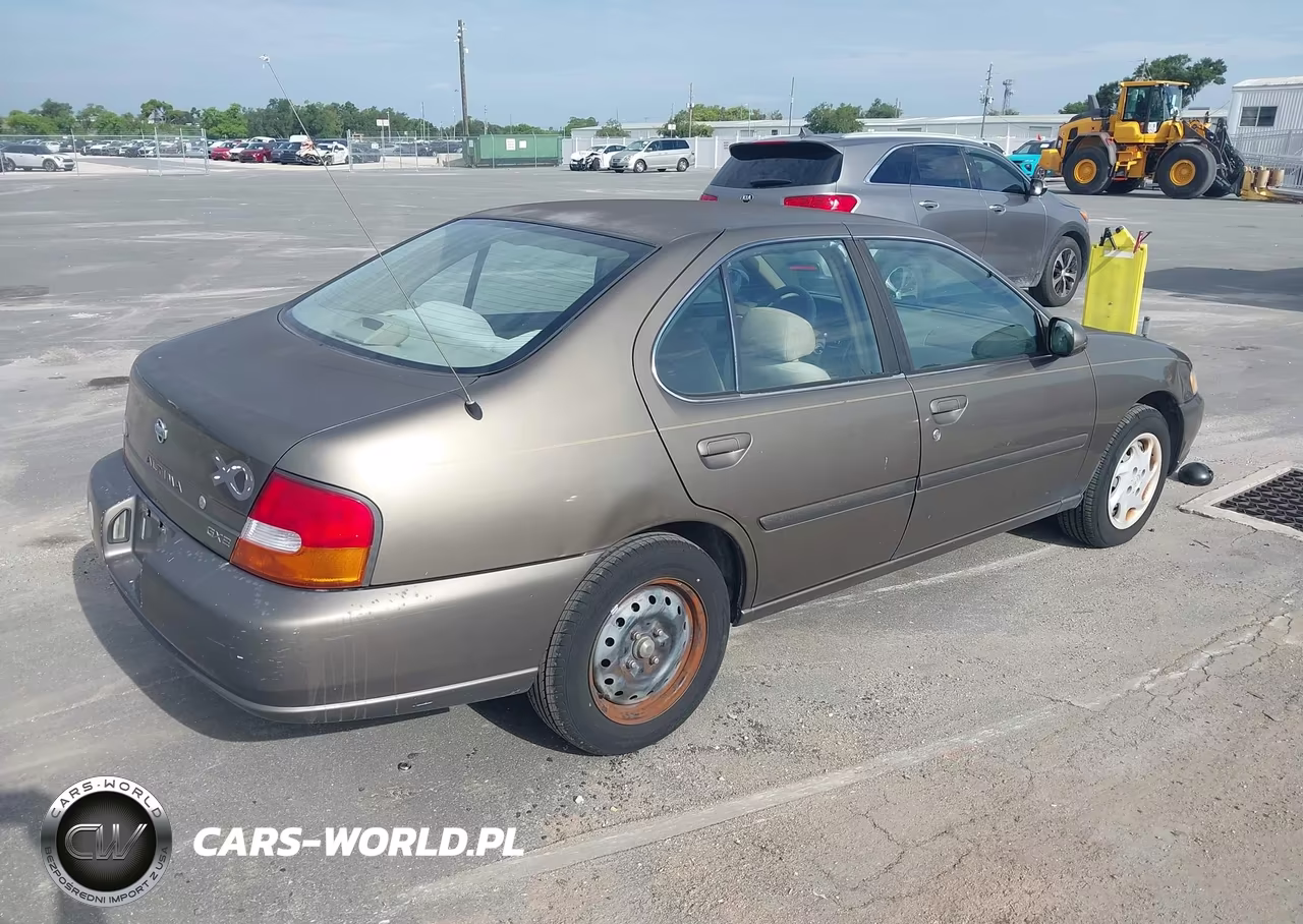 1999 Nissan Altima Gle-Gxe-Se-Se-L-Xe VIN:1N4DL01D5XC112480 - 4