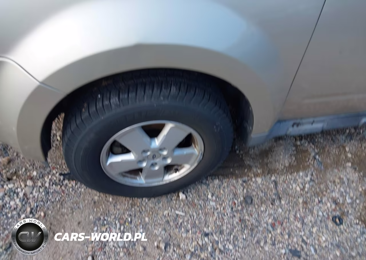 2011 Ford Escape Xlt VIN:1FMCU0DG3BKA19881 - 16
