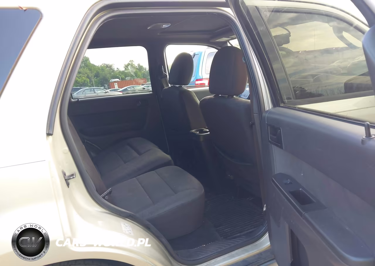 2011 Ford Escape Xlt VIN:1FMCU0DG3BKA19881 - 8