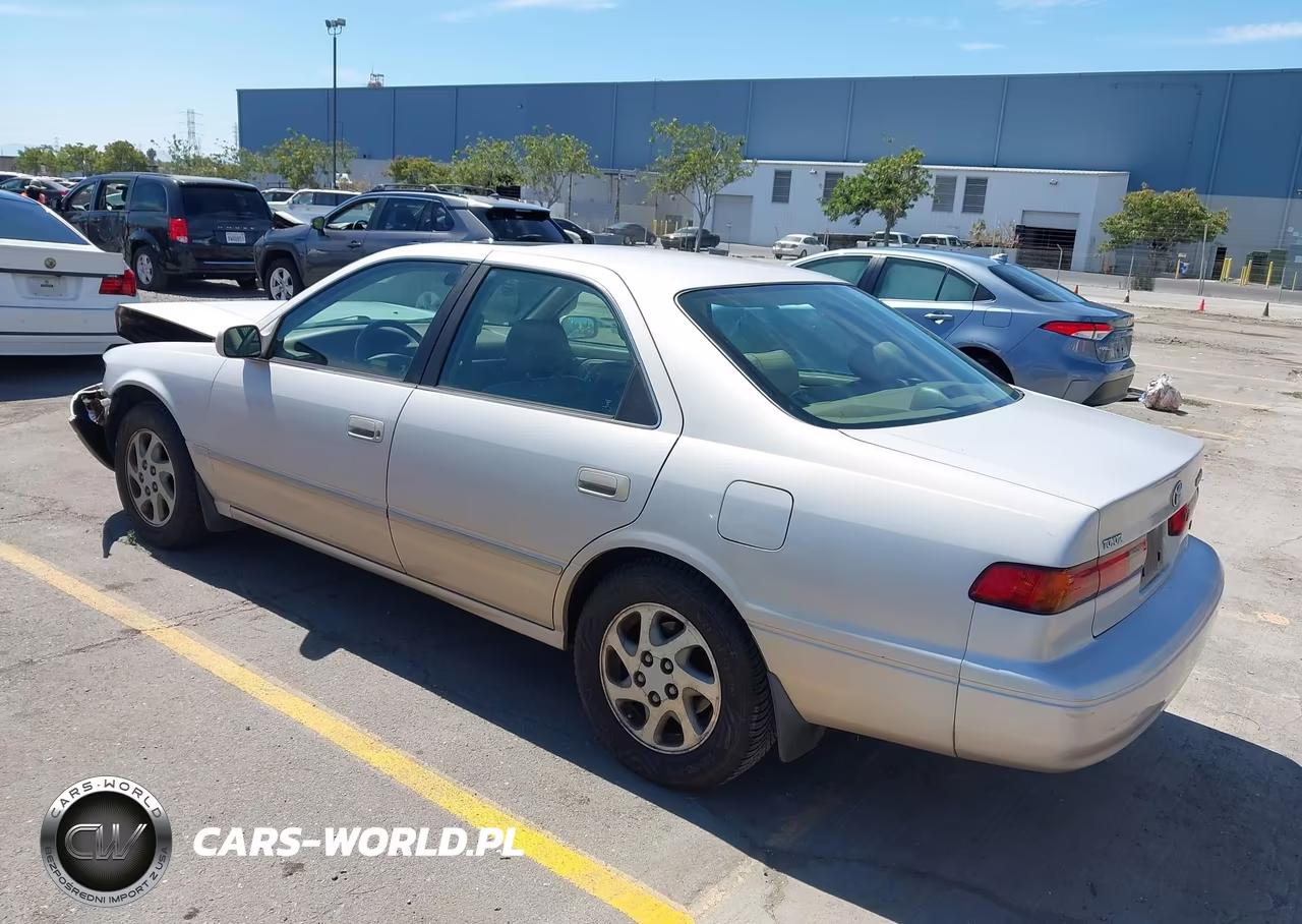1997 Toyota Camry Xle V6 VIN:4T1BF22K6VU026504 - 3