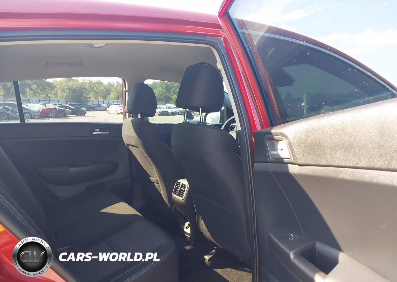 2021 Kia Sportage Lx VIN:KNDPMCAC0M7911004 - 8