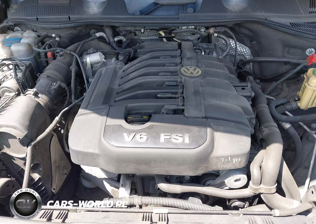 2016 Volkswagen Touareg Sport W-Technology VIN:WVGEF9BP6GD010310 - 10