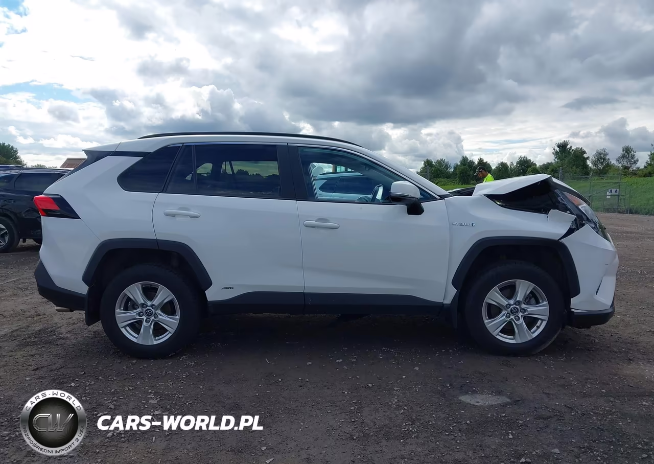 2020 Toyota Rav4 Hybrid Xle VIN:2T3RWRFV8LW066499 - 13