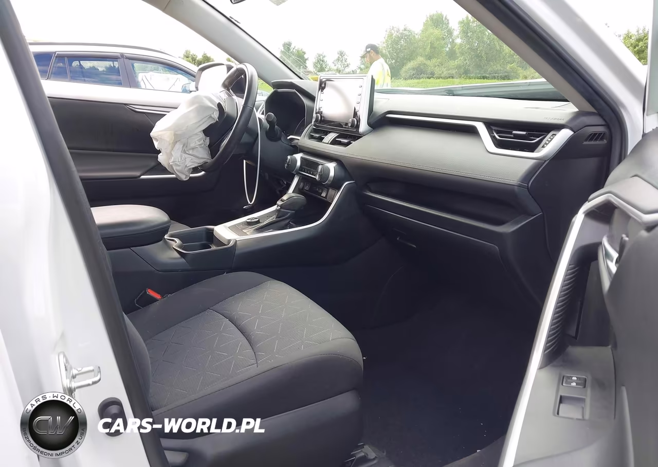 2020 Toyota Rav4 Hybrid Xle VIN:2T3RWRFV8LW066499 - 5